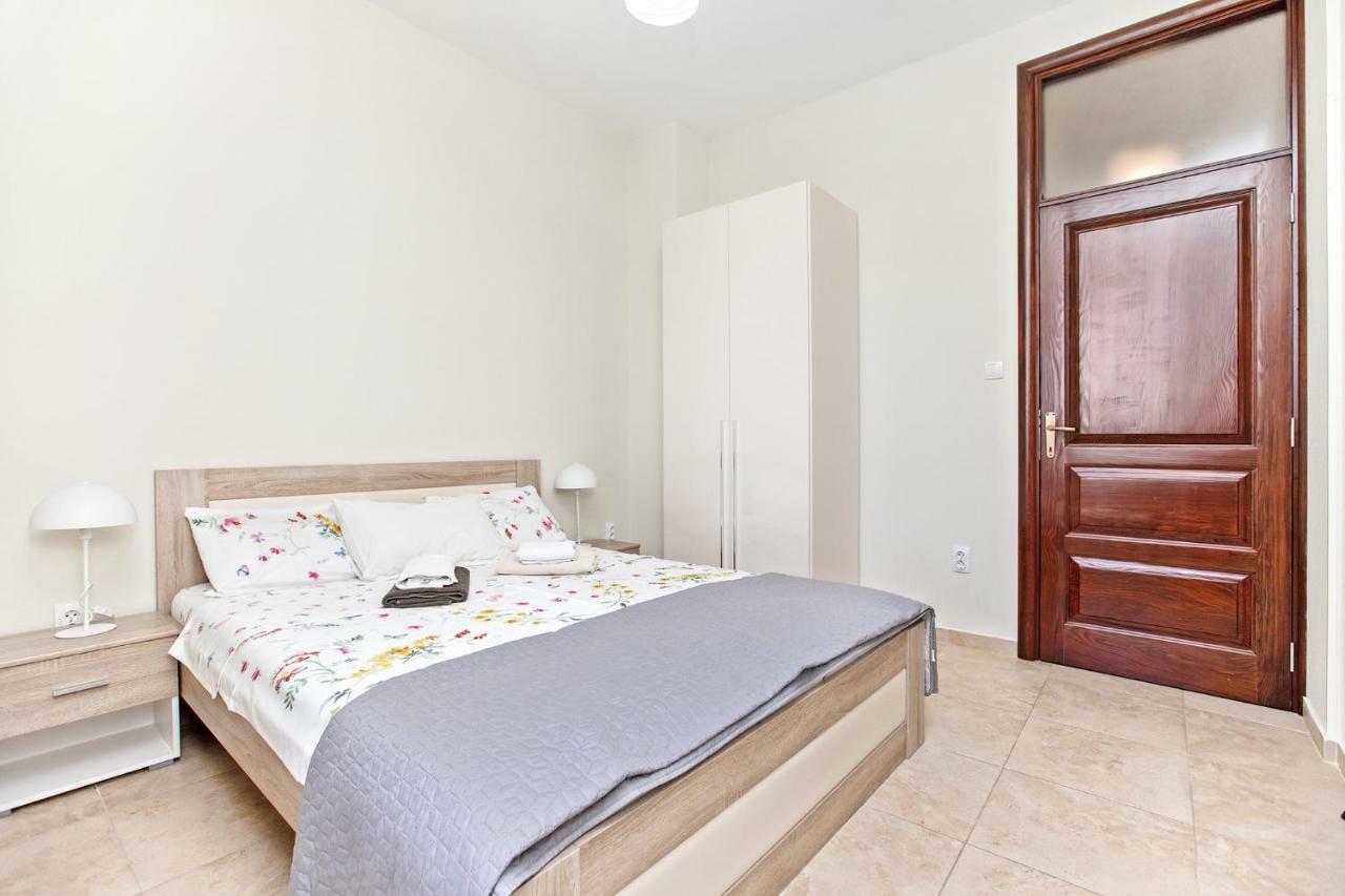 Apartments Isja Tivat Exteriér fotografie