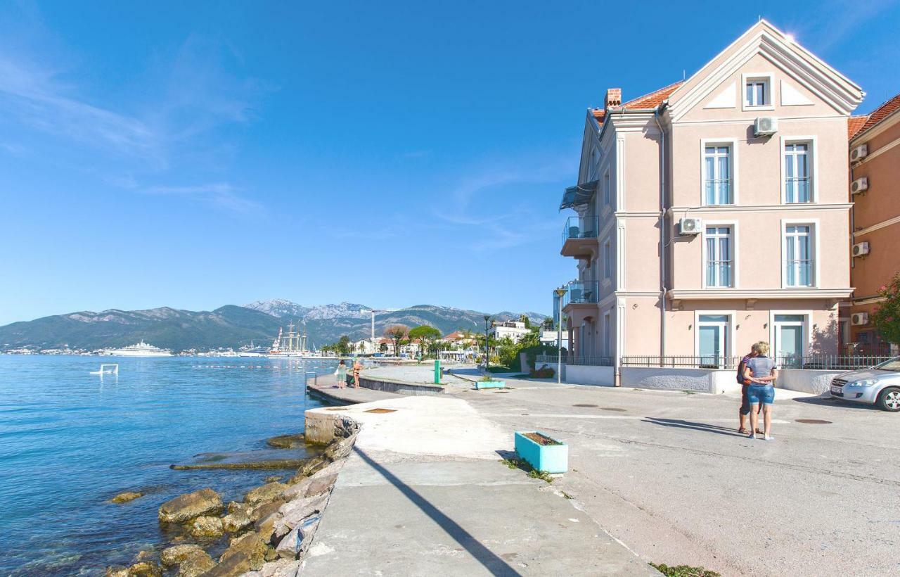 Apartments Isja Tivat Exteriér fotografie